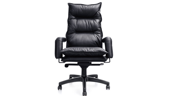 辦公升降調節真皮老板椅帶輪子價格