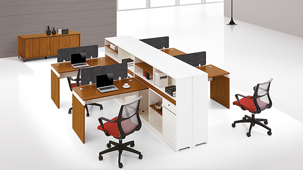 時(shí)尚簡(jiǎn)約四人組合屏風(fēng)辦公桌隔斷